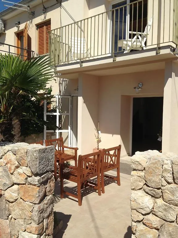 Ten-Punat Apartments Croatia